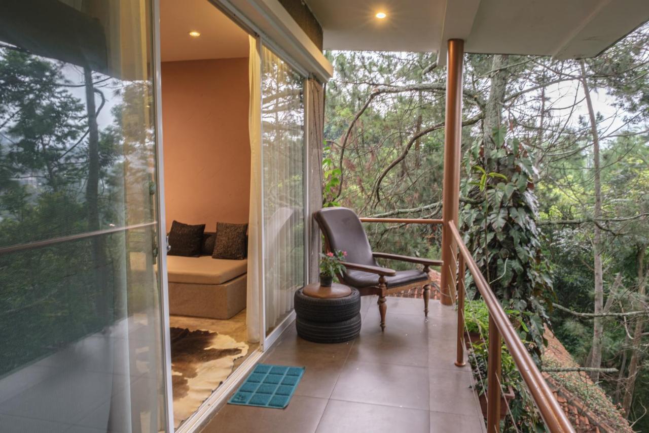 Ruth'S Bed & Breakfast Lembang Exterior foto