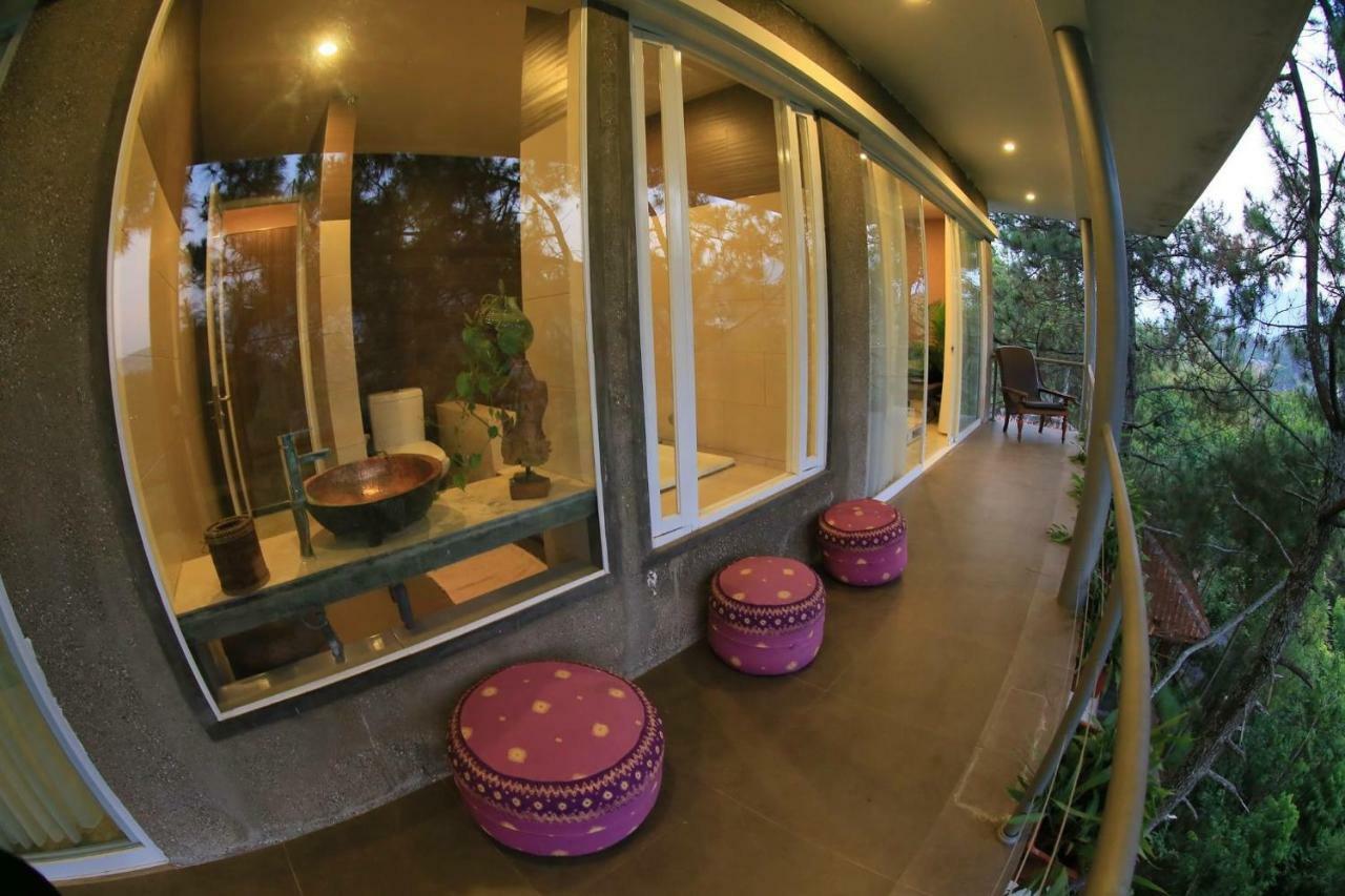 Ruth'S Bed & Breakfast Lembang Exterior foto