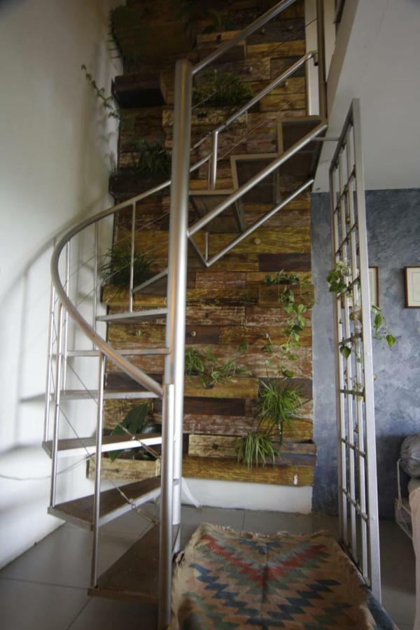 Ruth'S Bed & Breakfast Lembang Exterior foto